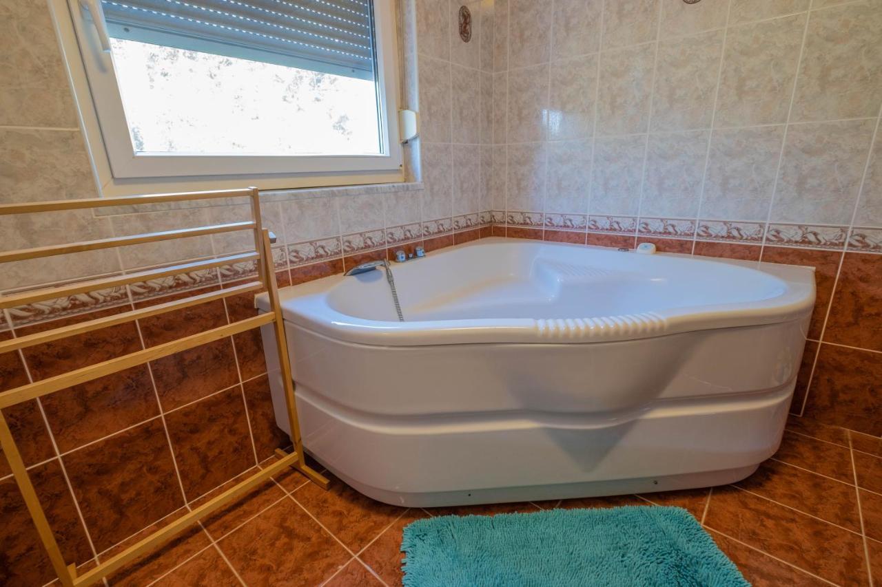 Apartman Ahel Jadranovo Esterno foto
